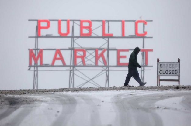 seattle public market winter